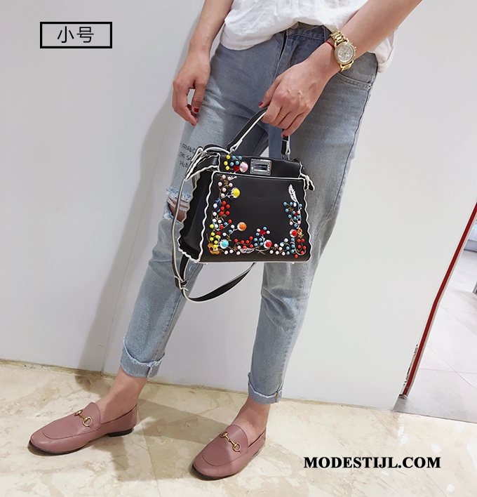 Dames Handtas Sale Nieuw Messenger Tas Klinknagel Casual Mode Wit