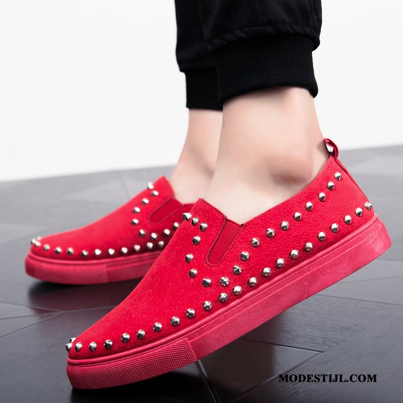 Heren Mocassins Sale Mannen Skateboard Schoenen Klinknagel Slip On Alle Wedstrijden Rood Zwart